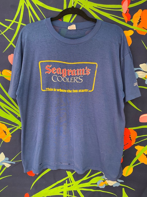 Vintage 80s single stitch t-shirt w/ threadbare s… - image 1