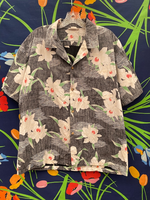 vintage hawaiian shirt button - Gem