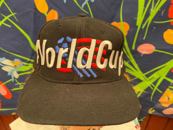 Adidas vintage hat deals