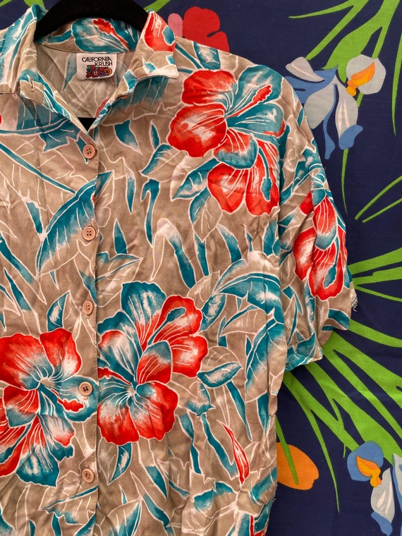 vintage Hawaiian blouse from 90s with Hawaiian fl… - image 5