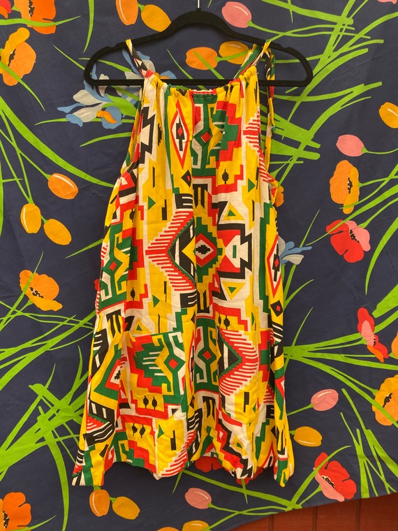 70s sun dress w/cool African tribal geometric patt