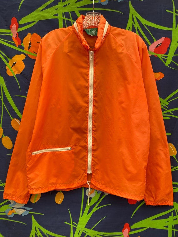 vintage windbreaker rain jacket / 70s windbreaker 