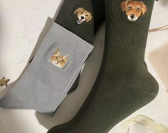 Custom Embroidered Pet Photo Socks: Personalized Dog & Cat Gift