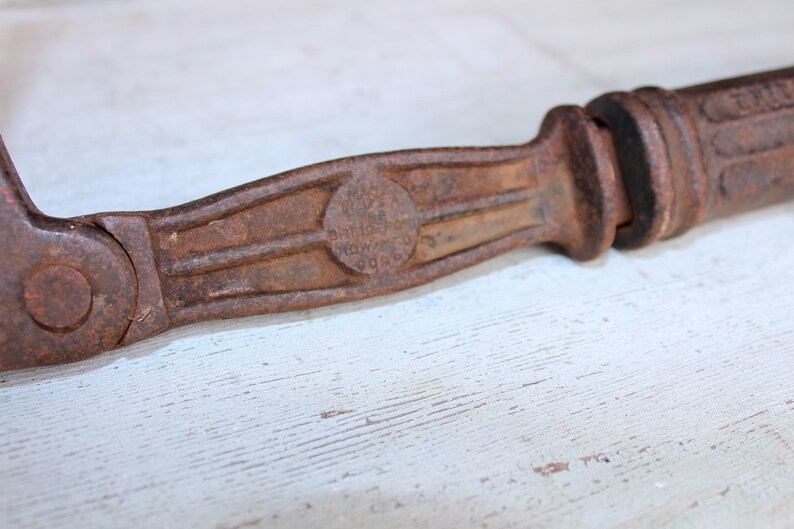 Vintage Bridgeport Cast Iron Slide Nail Puller Etsy