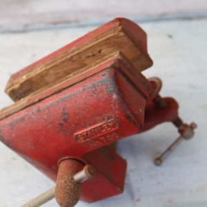 Vintage Stanley Vise No.700