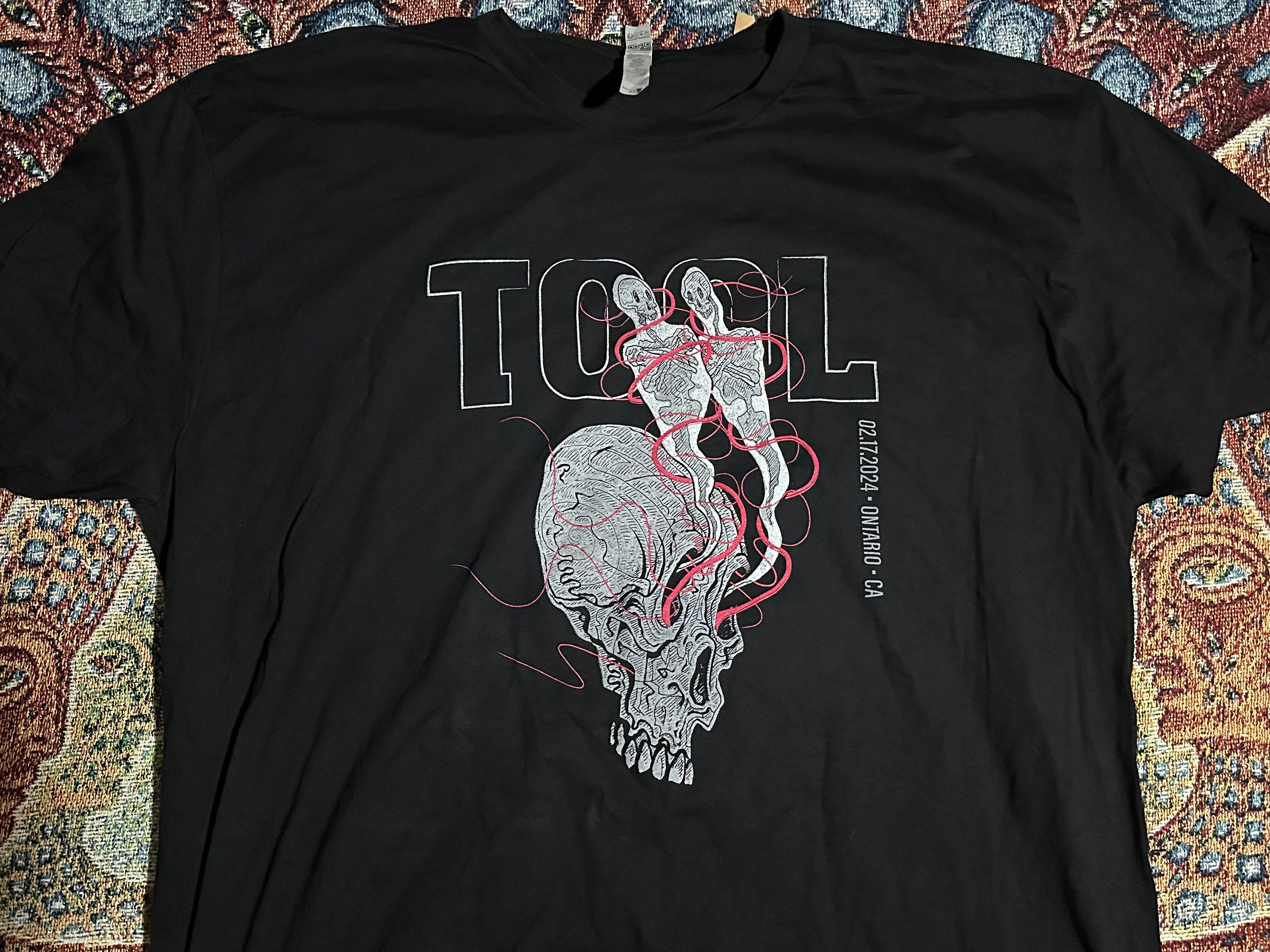 TOOL2025来日ライブTシャツXL＋Adam Jones使用ピック Tool Shirt Ontario California 2/17/24 Fear Inoculum Tour Sessanta