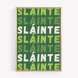 Slainte Cheers プリント、緑の聖パトリックの日の装飾、カクテル バー カートの装飾、印刷可能な壁アート、トレンディな寮のアパート、デジタル アートのダウンロード