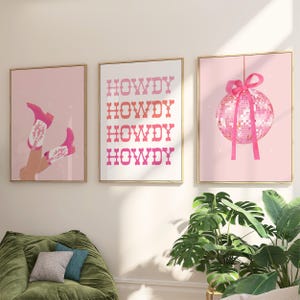 Lot de 3 impression cow-girl boule disco rose, noeud de coquette, art mural BCBG, décoration de chambre pour dortoir western, affiche de coucou, bottes de cowboy, téléchargement numérique