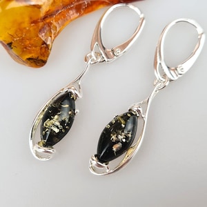 Silver Earrings, Amber Earrings, Lever Back Amber Earrings, Natural Baltic Amber Dangles, Summer Style Earrings, Silver Amber Gift for Her