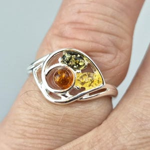 Multicolor Amber Ring, 925 Sterling Silver Ring, Multicolor Amber Ring, Modern Shape Amber Handcrafted Ring, Lithuanian Amber Jewelry Gift