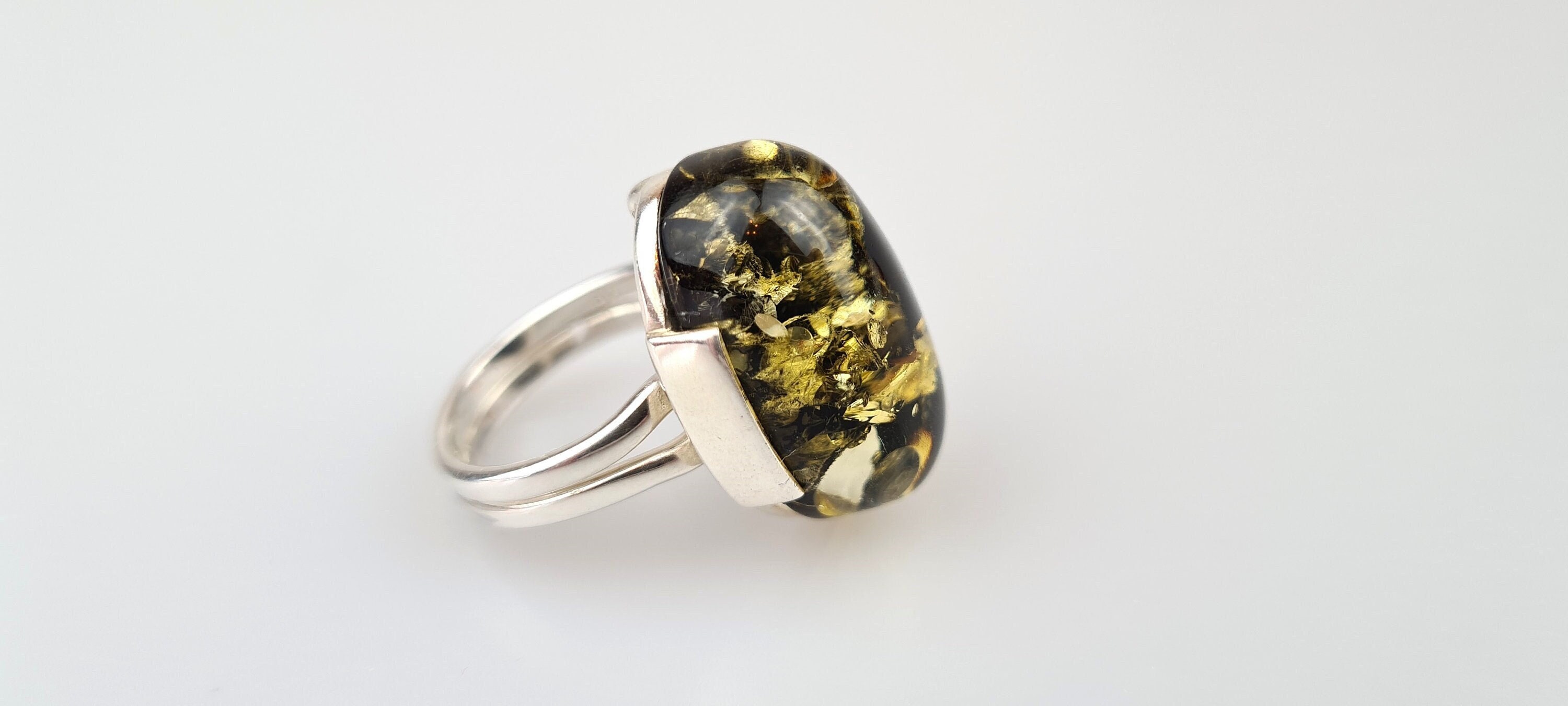 グリーンアンバースターリングシルバーリング：サイズ7～9まで調整可能