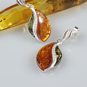 Natural Amber Earrings, Stud in Amber Earrings, Natural Baltic Amber Jewelry, Modern Silver Earrings, Multi Stone Earrings, Gemstone Studs