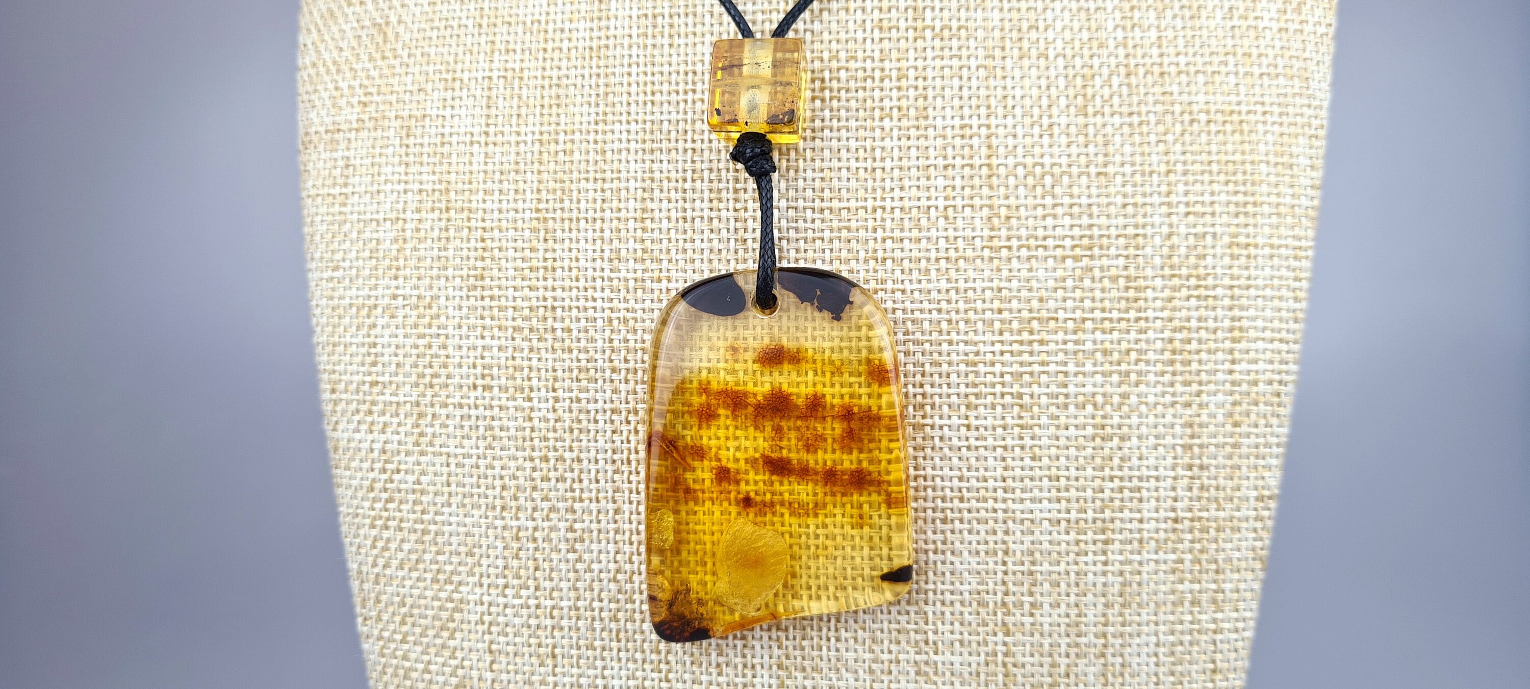 Beautiful Synthetic Amber Gemstone Cabochon, Loose Amber for Jewelry Making  Stone, Wholesale Lot, Discounted Price, Mix Shape and Size Lot 