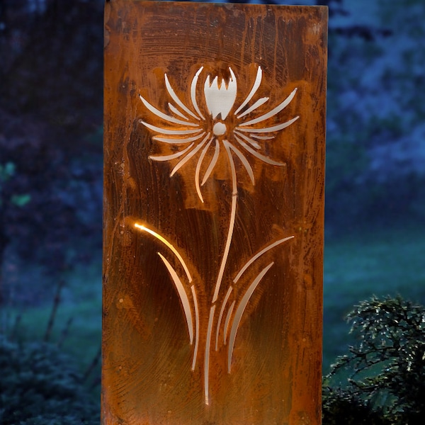 super schöne Stele beleuchtet KORNBLUME Solar Edelrost Hingucker Sichtschutz