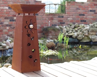 Rust column Tanja Flowers including rust bowl from Rost columns.de