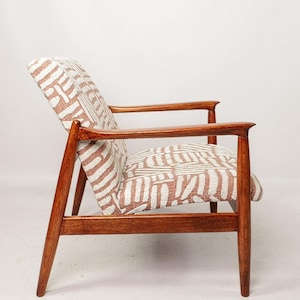 Fotel vintage w stylu mid-century modern zaprojektowany przez E. Homa 1960 Coral Red Jacquard