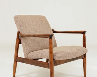 Fotel vintage projektu E.Homa z tkaniny truflowej w stylu mid-century modern do salonu