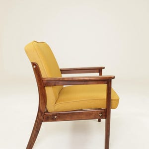 Vintage armchair yellow mellow velvet 1960 mid century modern design living Room patio armchair
