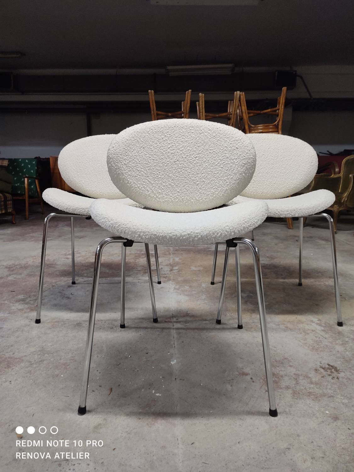 chaise en bois moderne