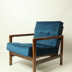 Vintage armchair retro scandinave design 1960 nave blue velvet renovated wood chair ethnic style Boho living Room armchair blue velvet