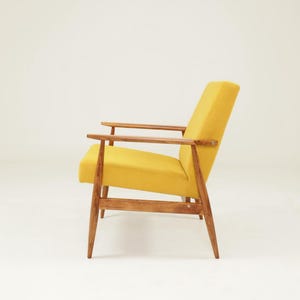 Vintage Sessel aus Holz gelb Cord Wohnzimmer Easy Chair Design von H.Lis