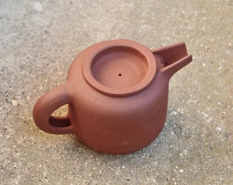 Xing earthenware teapot • Handcrafted ceramics