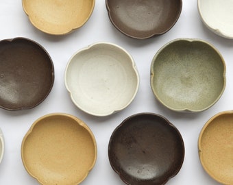 FLEUR collection valet tray • Handmade ceramic