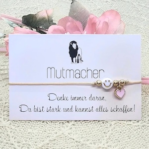 Mutmacher Smiley Makramee Armband inkl. Kärtchen | zartes Freundschaftsarmband