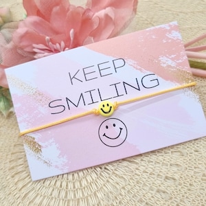 Bracciale macramè Keep Smiling incl. carta | delicato braccialetto dell'amicizia sorridente