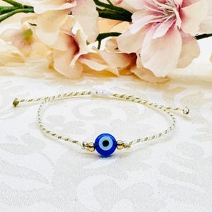 Pulseira Evil Eye Macrame Creme Dourado com Cartão - Pulseira Nazar Lucky Charm - Pulseira de Proteção - Presente de Nascimento