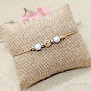 Pulsera de macramé personalizada con piedras preciosas - Pulsera de la amistad con letras