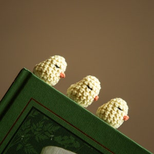 Cute chicken bookmark