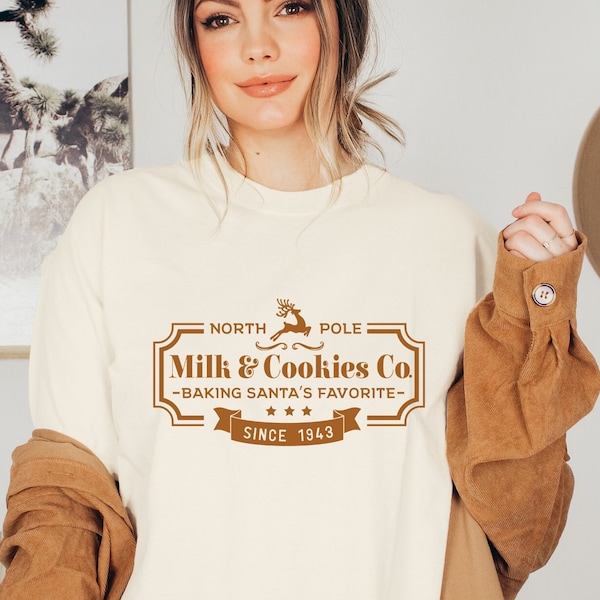 Christmas Tshirt - Christmas Cookies Sign - Winter Clothing - Winter Shirt - Tshirt Wintermotiv - Cottagecorestyle - Christmas Shirt