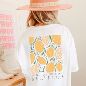 Camiseta Hippie Limão / Retro - Camiseta Inspiradora Limão com Citação Hippie e Flores - Camiseta Motivacional - Roupas Femininas Empoderadas