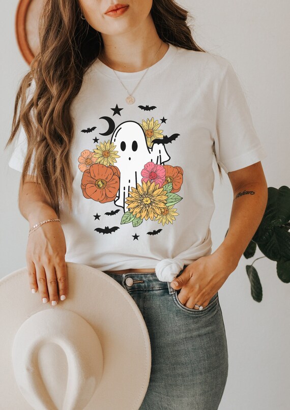 Ghost Tshirt Halloween Geist Retro - Halloween Shirt - Boho Kleidung - Herbst Shirt - Shirt Halloweenmotiv - Hippie Halloween - Herbst Shirt
