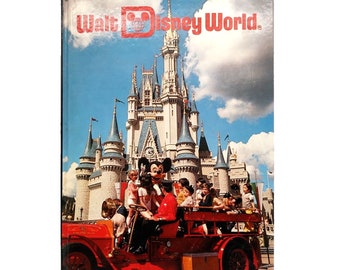 Walt Disney World von Valerie Childs Hardcover Mayflower Books 1979