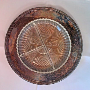 WM Rogers Versilbertes Serviertablett 10-1/4" mit Glas Relish Schale #811 Vintage