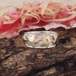 Zweifarbiger Sternring - 925 Sterlingsilber-Sternband - Himmlischer Statementring - Gemischter Metallring - Handgemachter Texturring - Perfektes Geschenk für Sie.