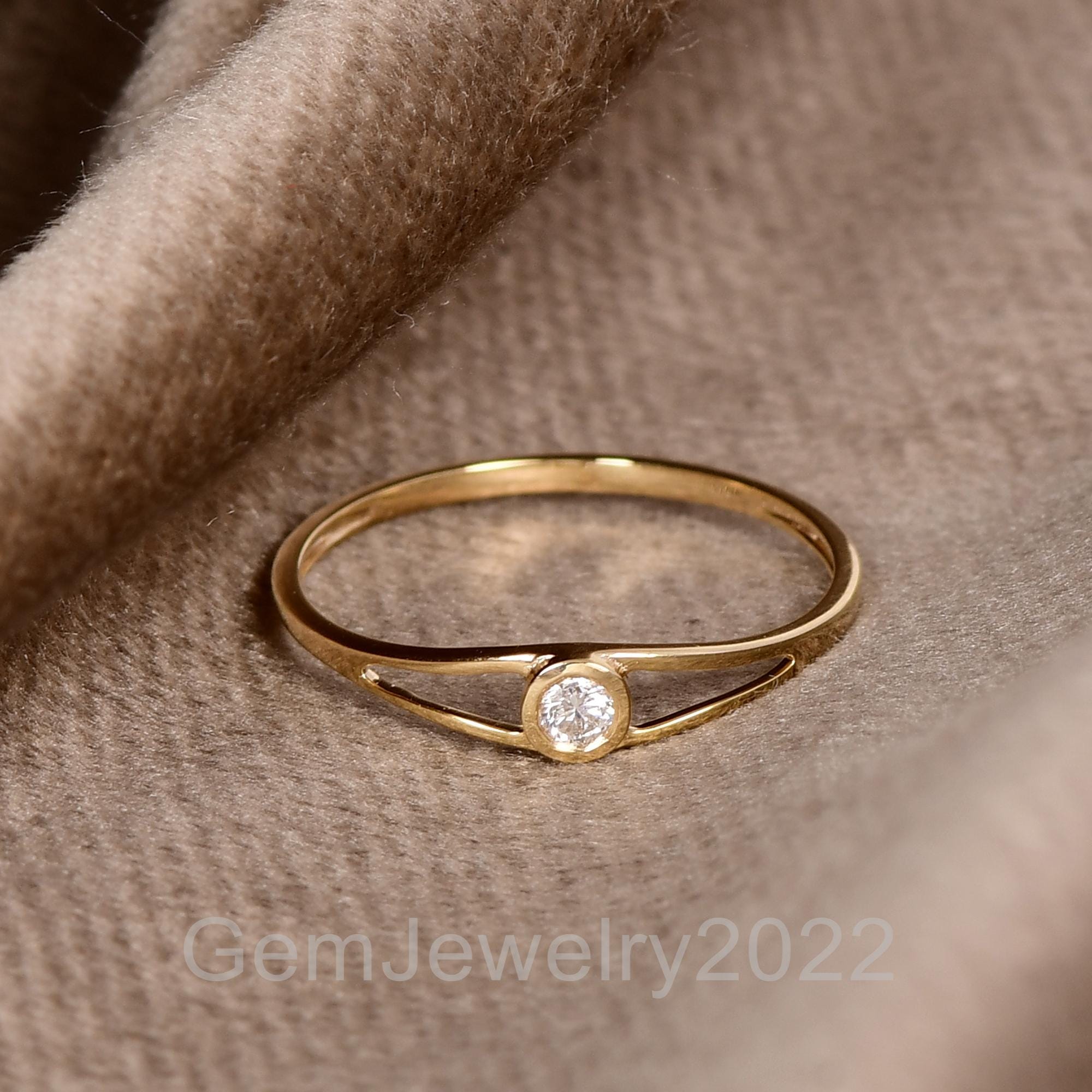 Lab Grown Diamond Ring - 14KT Solid Yellow Gold Ring - Split Band Ring - Issued with an IGI Certificate Unique Solitaire Ring - Gift For Her