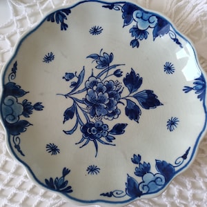 Vintage Delft Blue Plates - Set of 6, Hand Painted 1961, Floral Print, Blue and White Ceramic