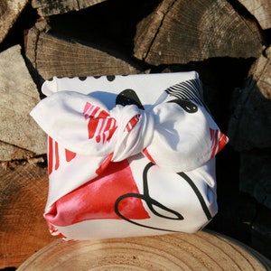 Furoshiki, coton biologique, emballage cadeau en tissu, cœurs Furoshiki, emballage cadeau durable, emballage cadeau durable image 4