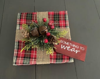 Want Wear Need Read Wooden Christmas Gift Tags, Set of 4