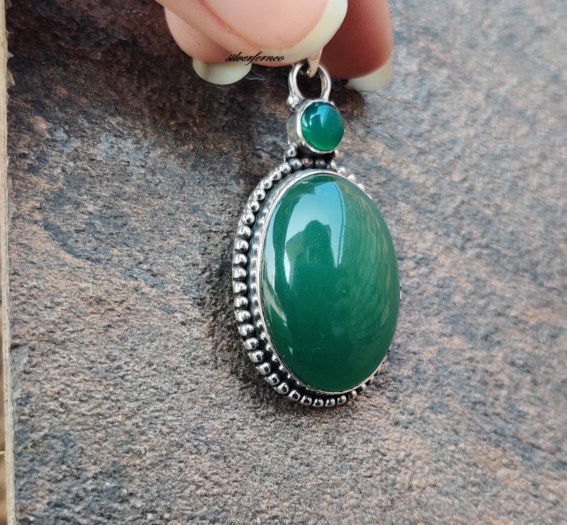 Handmade Green Jade 925 Sterling Silver Pendant: Women's Gemstone