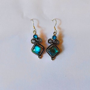 Natural Labradorite Earrings, 925 sterling silver, Handmade Earring, Blue Flashy Earring, Silver Earring, .Women Jewelry,Wedding Jewelr Gift
