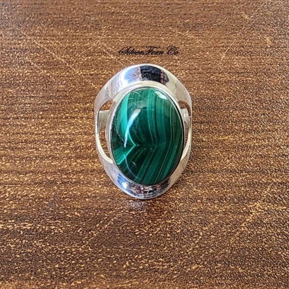 Handmade Oval Malachite Ring: 925 Sterling Silver, Taurus Birthstone