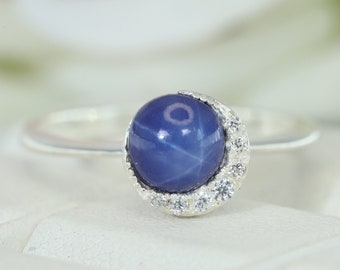 Anello di fidanzamento in oro bianco massiccio 14k Vintage Star Sapphire Bridal Ring Crecent Diamond Moon Ring Art Deco Promise Gift Ring Gioielli fatti a mano