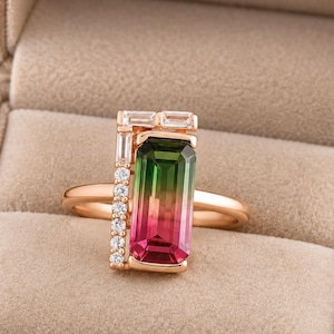 Anillo de turmalina sandía baguette, anillo de moissanita redonda y baguette, anillo de compromiso art déco, anillo de piedras preciosas único, regalo de promesa para ella.