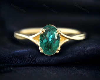 Oval Cut Emerald Bridal Ring 9k Yellow Gold Twisted Jewelry Simple Women's Wedding Ring Proposal Birthday Gift For Her Custom Statement Ring