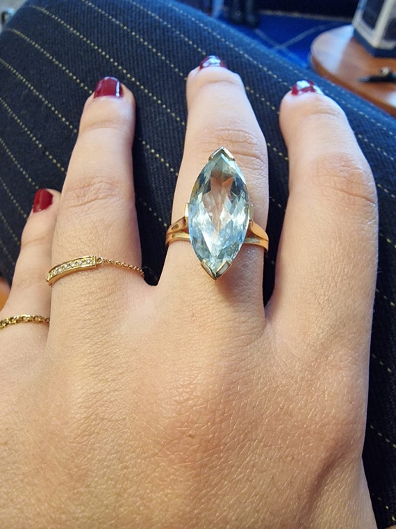 Magnifique bague marquise or 18k et aigue marine