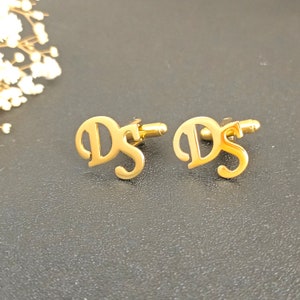 Gemelos con letras personalizadas • Gemelos con iniciales • Gemelos de plata • Regalo para él • Regalo para el día del padre • Regalos para padrinos de boda